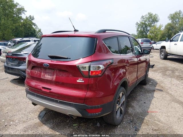 2017 FORD ESCAPE SE 4
