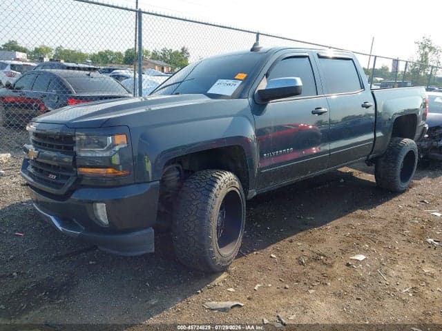 2017 CHEVROLET SILVERADO 1500 LT 2