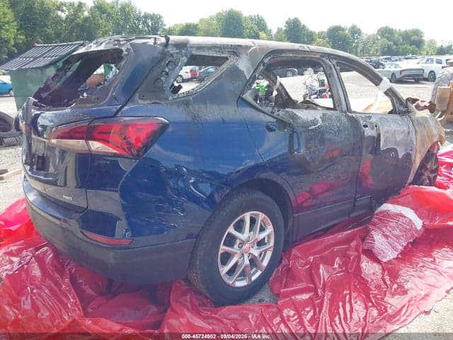 2023 CHEVROLET EQUINOX AWD LS 4