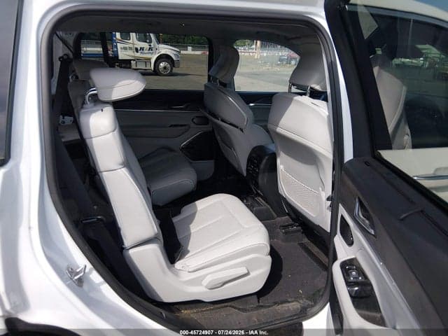 2022 JEEP GRAND CHEROKEE L OVERLAND 4X4 8