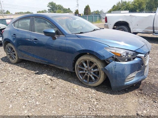 2018 MAZDA MAZDA3 TOURING - 1
