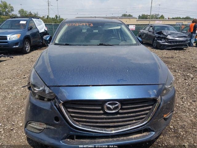 2018 MAZDA MAZDA3 TOURING 12