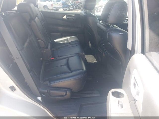 2017 NISSAN PATHFINDER SL 8