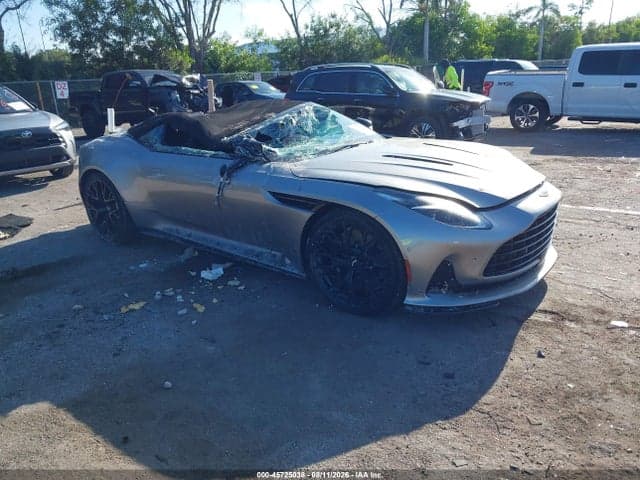 2025 ASTON MARTIN DB12 VOLANTE