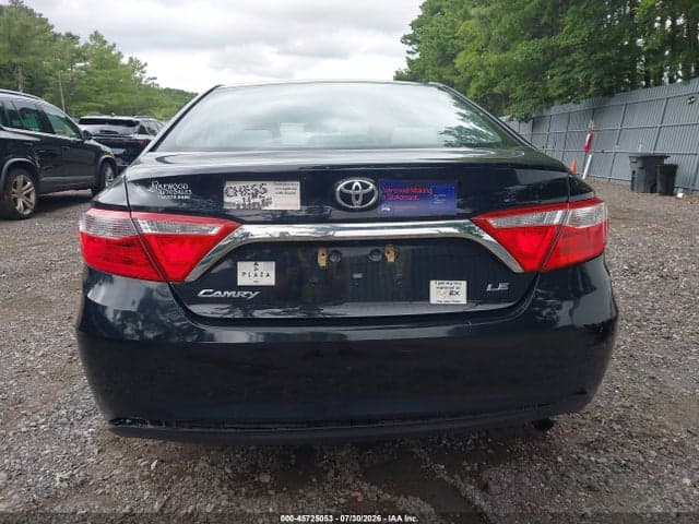 2017 TOYOTA CAMRY LE/XLE/SE/XSE 17