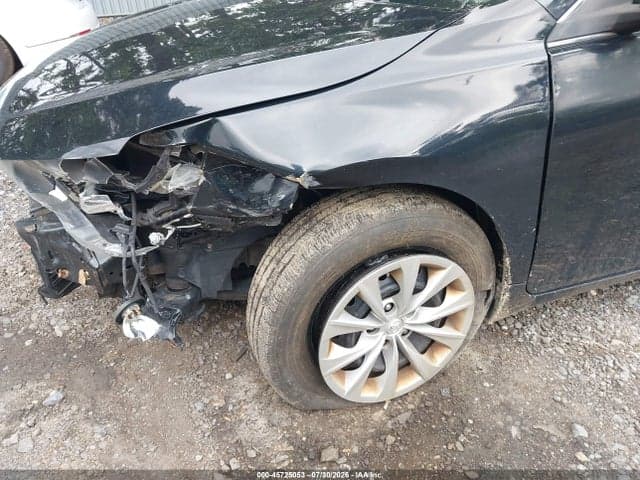 2017 TOYOTA CAMRY LE/XLE/SE/XSE 19