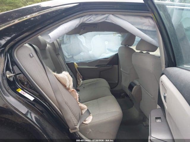 2017 TOYOTA CAMRY LE/XLE/SE/XSE 8