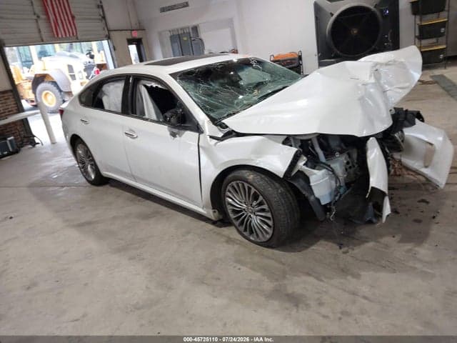 2017 TOYOTA AVALON LIMITED 1