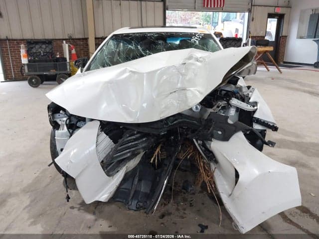 2017 TOYOTA AVALON LIMITED 6