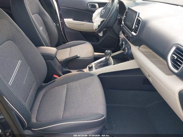 2026 HYUNDAI VENUE SEL W/TWO-TONE ROOF 5