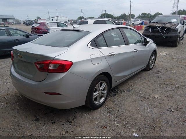 2017 CHEVROLET CRUZE LT AUTO 4