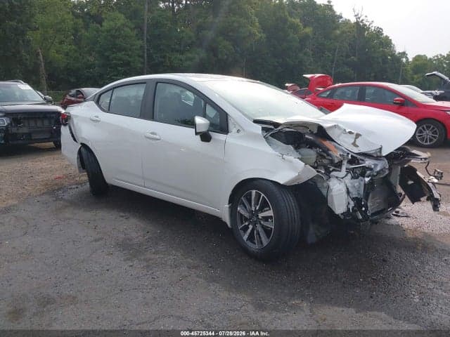 2025 NISSAN VERSA 1.6 SV 1