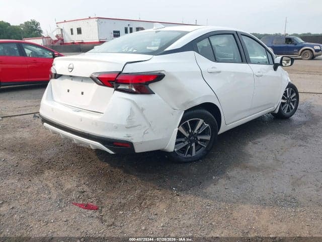 2025 NISSAN VERSA 1.6 SV 4
