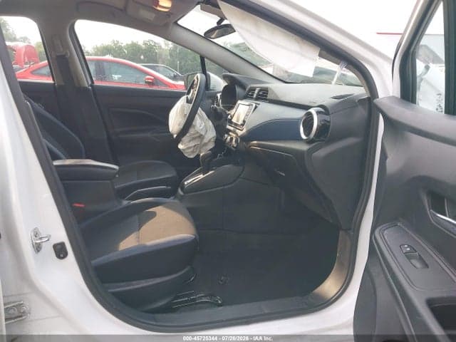 2025 NISSAN VERSA 1.6 SV 5