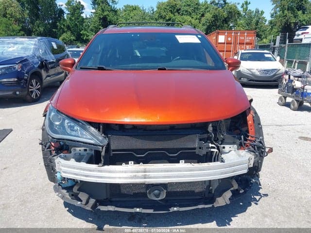 2018 CHRYSLER PACIFICA LIMITED 13