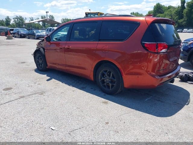 2018 CHRYSLER PACIFICA LIMITED 3