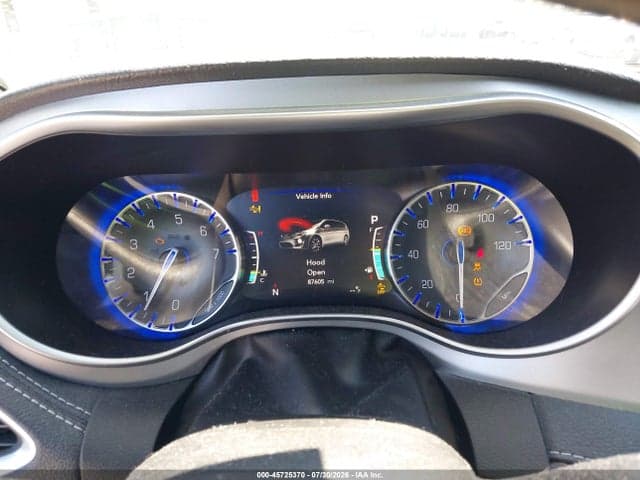 2018 CHRYSLER PACIFICA LIMITED 7