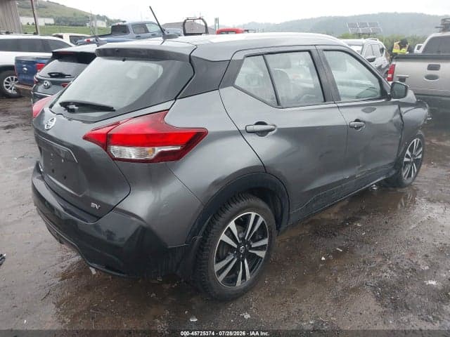 2018 NISSAN KICKS SV 4