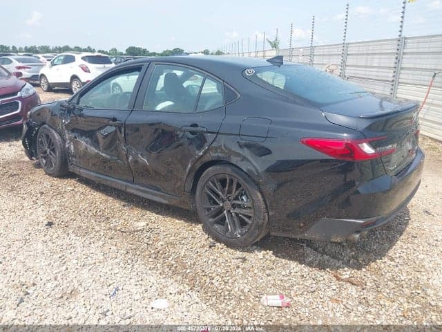 2026 TOYOTA CAMRY SE 3