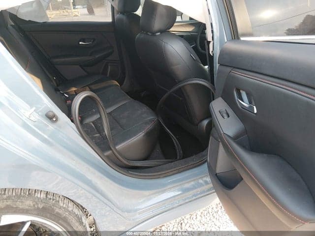 2025 NISSAN SENTRA SR 8