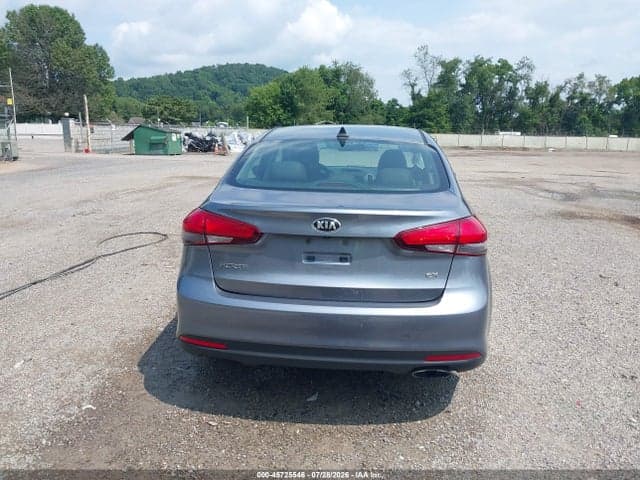 2017 KIA FORTE EX 16