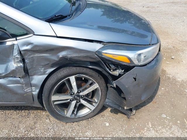 2017 KIA FORTE EX 6