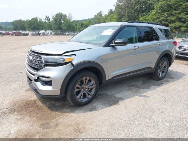 2024 FORD EXPLORER XLT 2