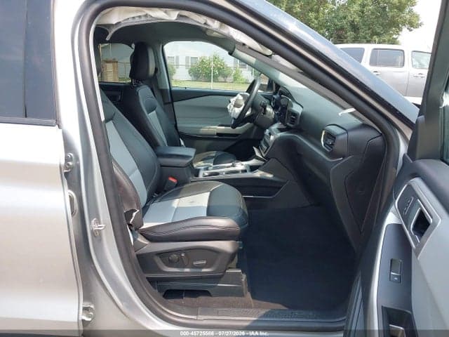 2024 FORD EXPLORER XLT 5