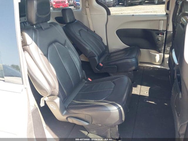 2022 CHRYSLER PACIFICA TOURING L 8