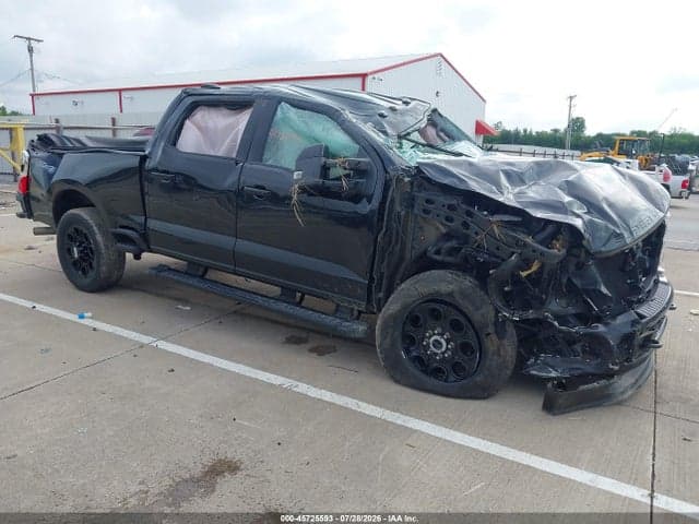 2025 FORD F-250 LARIAT 1