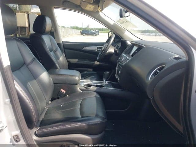 2018 NISSAN PATHFINDER SL 5