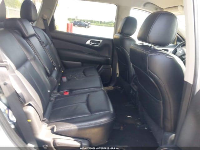 2018 NISSAN PATHFINDER SL 8