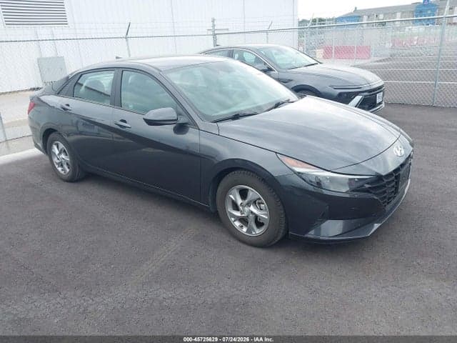 2021 HYUNDAI ELANTRA SE 1