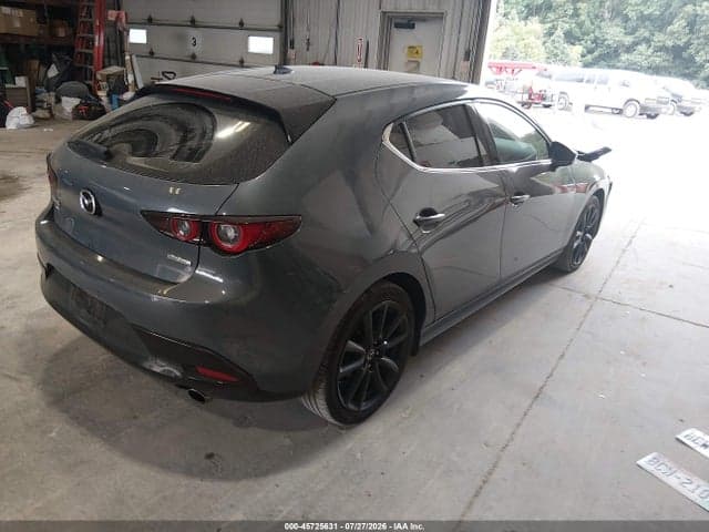 2022 MAZDA MAZDA3 PREMIUM 4