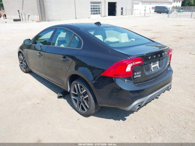 2018 VOLVO S60 T5 DYNAMIC 3