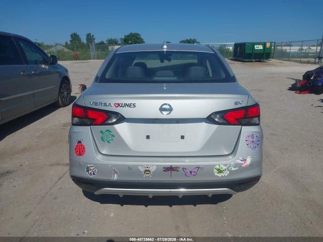 2021 NISSAN VERSA SV XTRONIC CVT 16