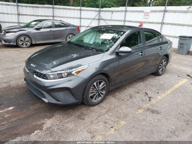 2023 KIA FORTE LXS 2