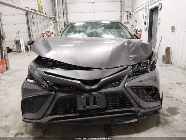 2021 TOYOTA CAMRY SE 12