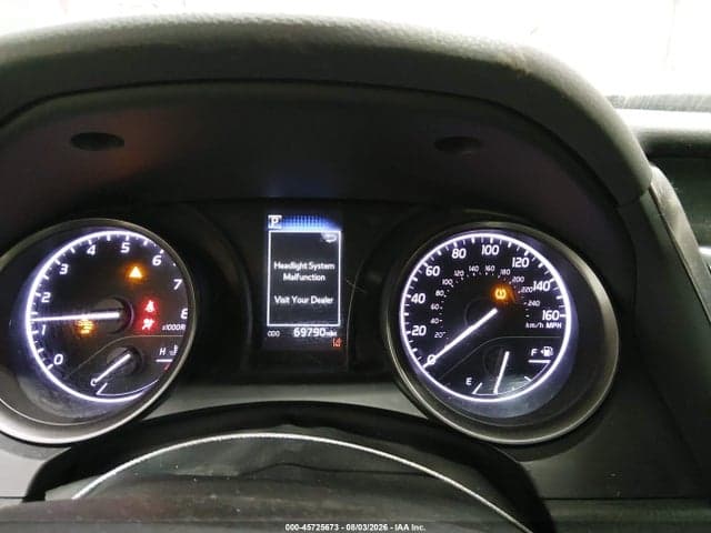 2021 TOYOTA CAMRY SE 7