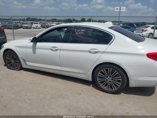 2020 BMW 530I 14