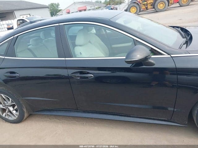 2022 HYUNDAI SONATA SEL 13