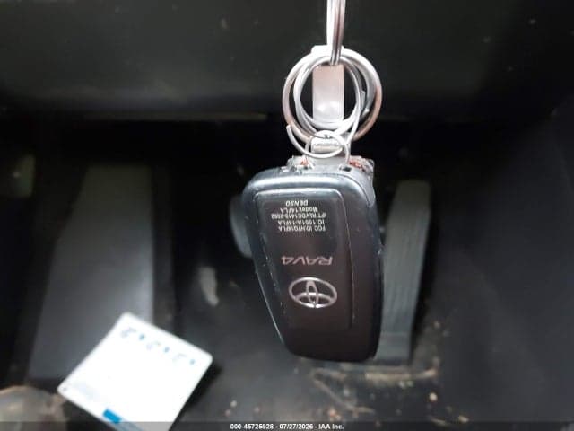 2025 TOYOTA RAV4 HYBRID XLE PREMIUM 11