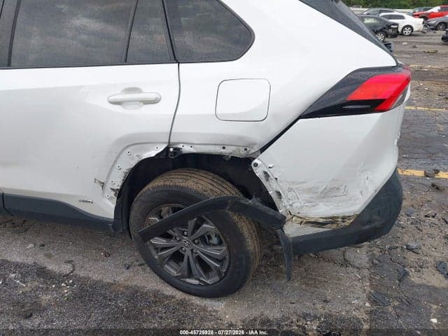 2025 TOYOTA RAV4 HYBRID XLE PREMIUM 6