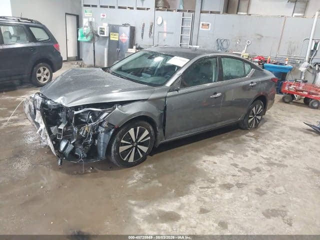 2021 NISSAN ALTIMA SV INTELLIGENT AWD 2