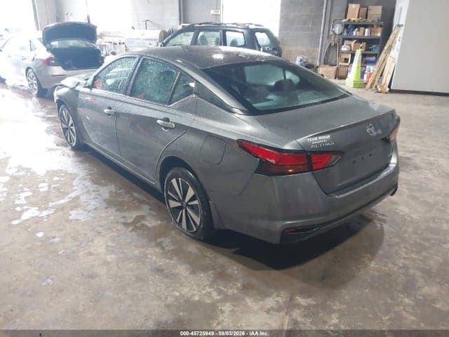2021 NISSAN ALTIMA SV INTELLIGENT AWD 3