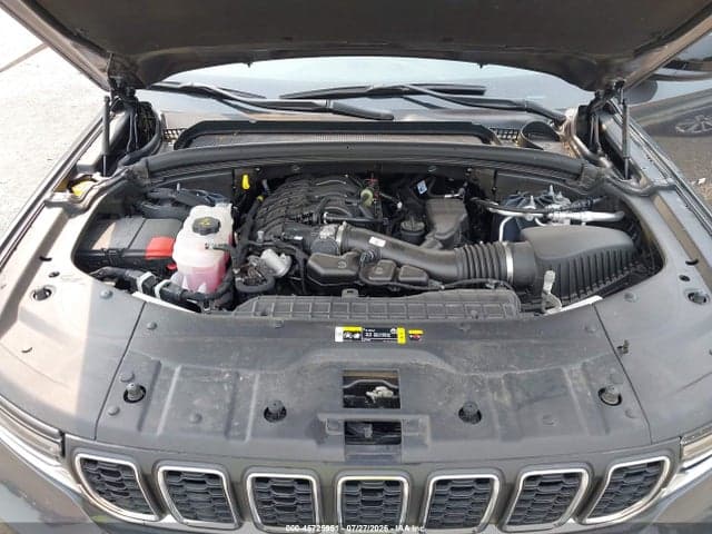 2025 JEEP GRAND CHEROKEE L LAREDO X 4X4 10