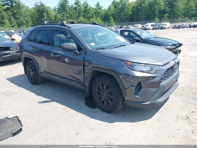 2021 TOYOTA RAV4 LE 1