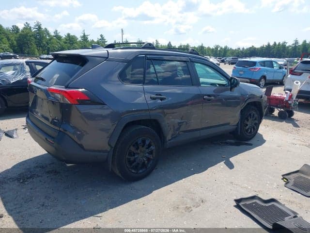 2021 TOYOTA RAV4 LE 4