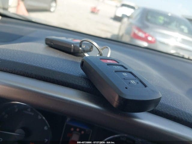 2017 TOYOTA RAV4 LIMITED 11