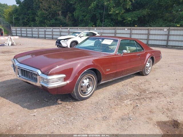 1969 OLDSMOBILE TORNADO 2